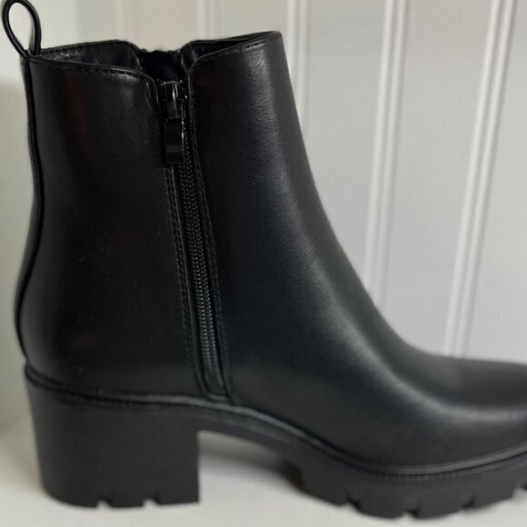 Steve Madden Womens Convinced Lug Sole Ankle Booties Size 10 - Picture 2 of 7